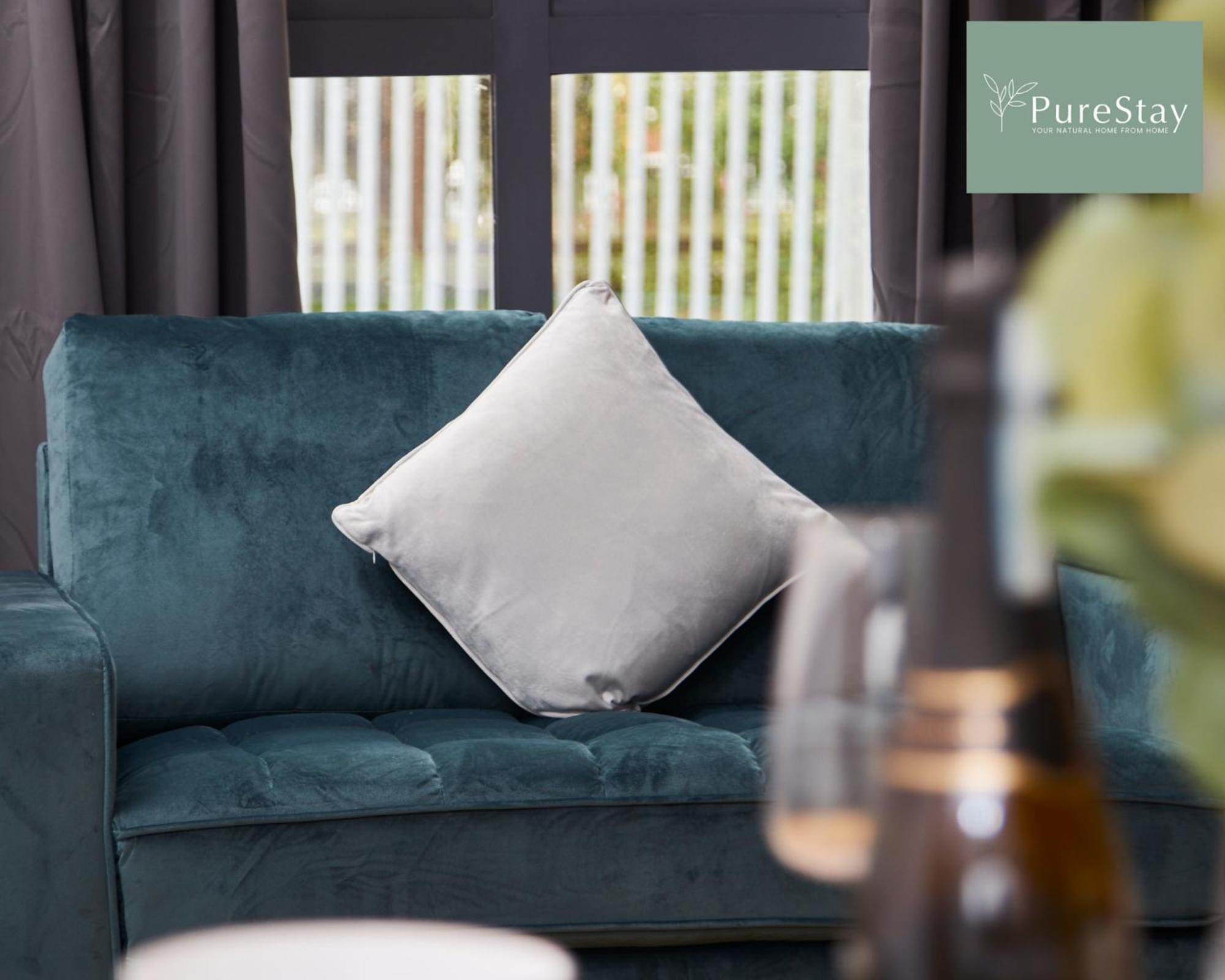 Stunning 5 Bed Manchester House With Parking By Purestay Short Lets & Serviced Accommodation 외부 사진