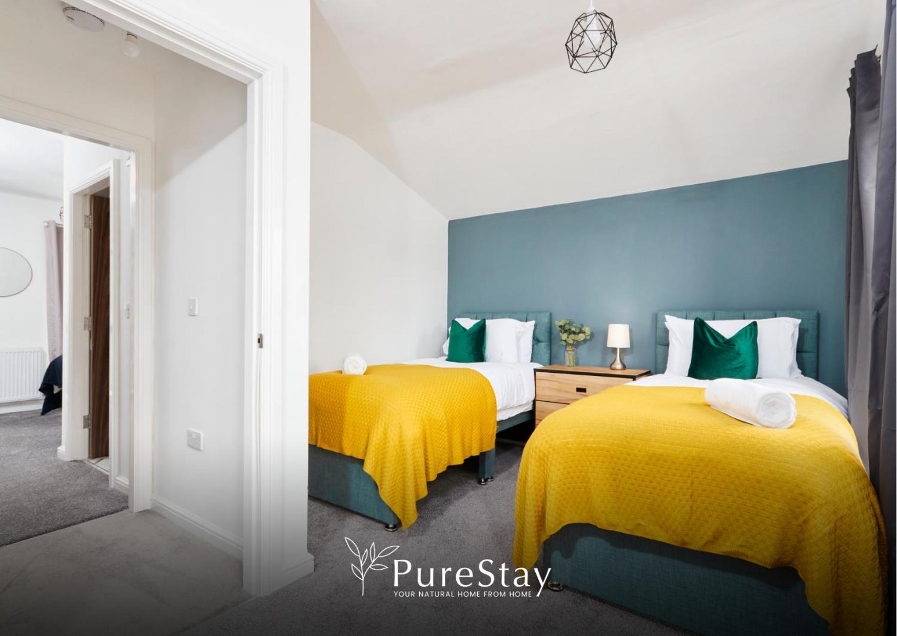 Stunning 5 Bed Manchester House With Parking By Purestay Short Lets & Serviced Accommodation 외부 사진