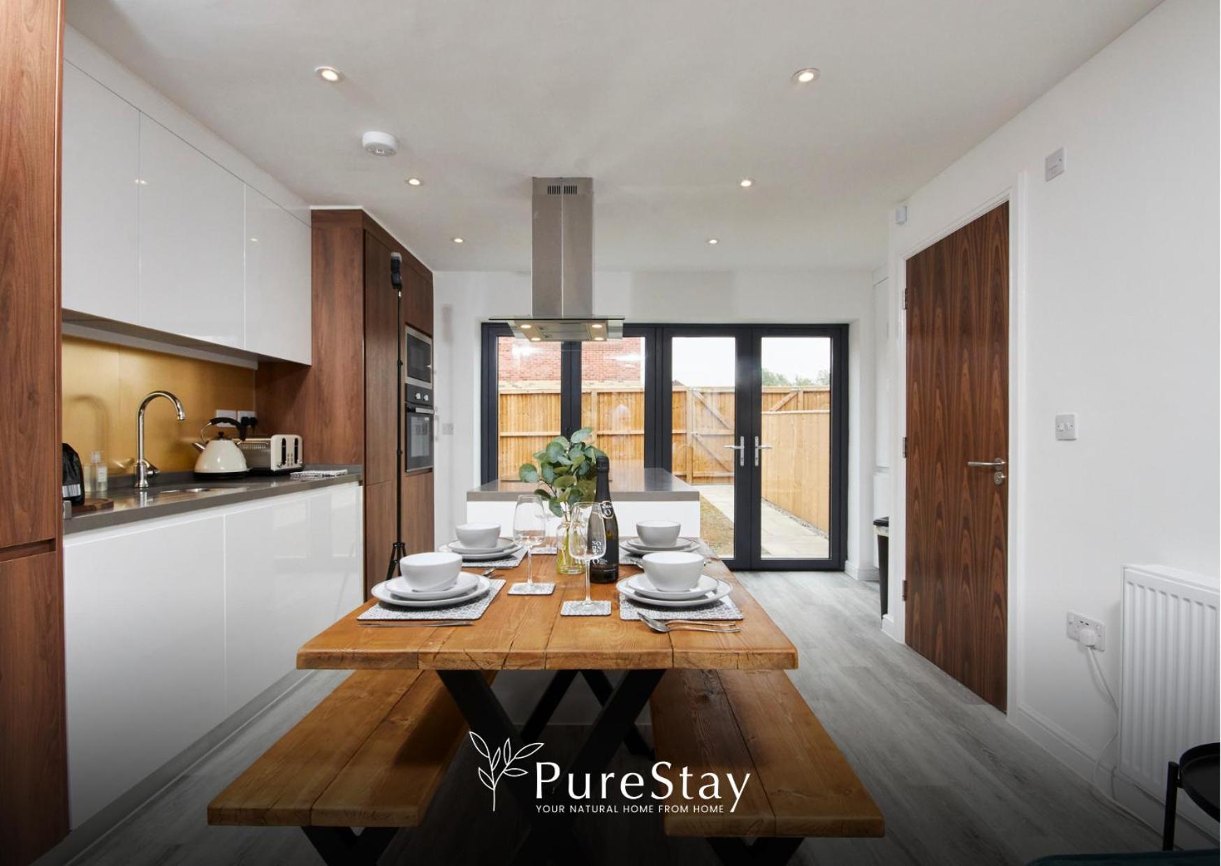 Stunning 5 Bed Manchester House With Parking By Purestay Short Lets & Serviced Accommodation 외부 사진